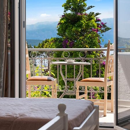 Alexandros B Hotel นิเกียนา ภายนอก รูปภาพ