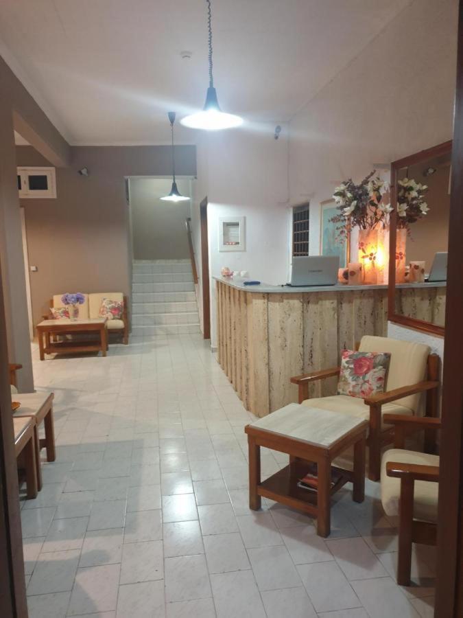 Alexandros B Hotel นิเกียนา ภายนอก รูปภาพ