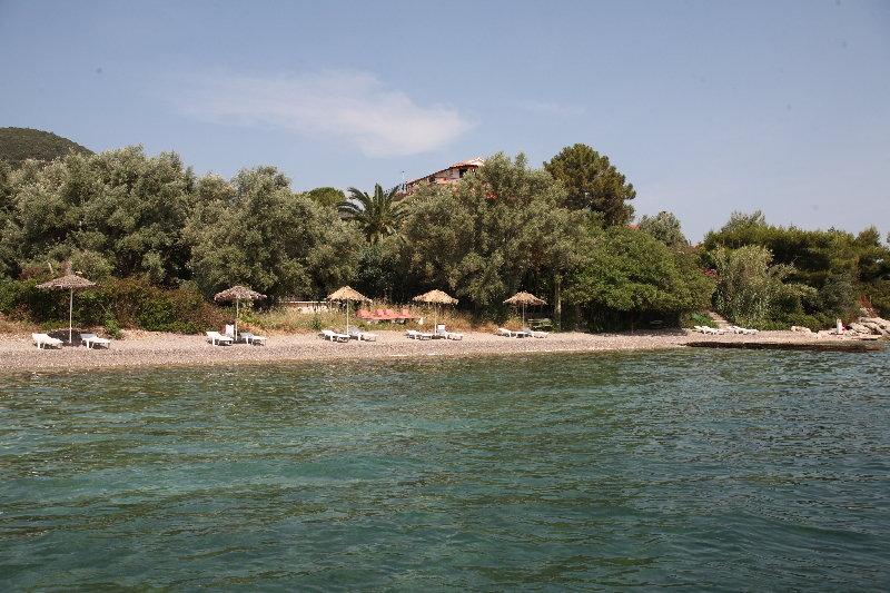 Alexandros B Hotel นิเกียนา ภายนอก รูปภาพ