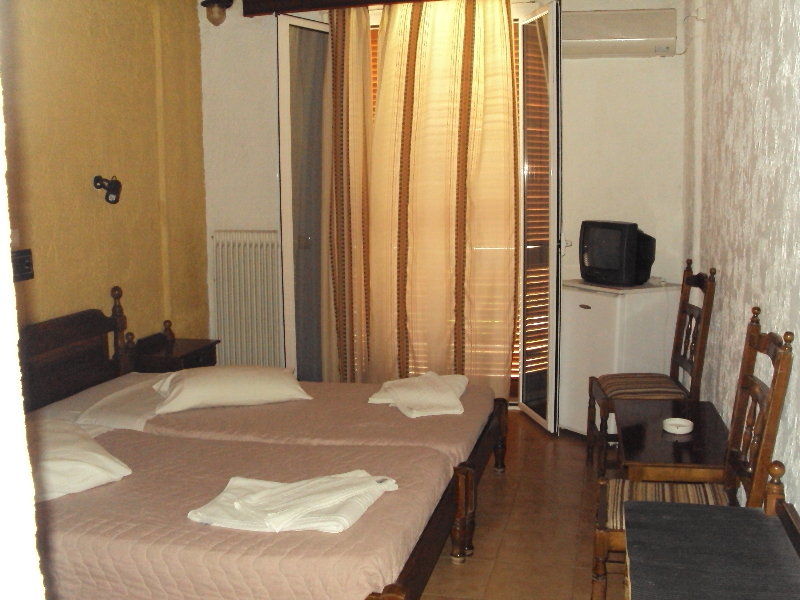 Alexandros B Hotel นิเกียนา ภายนอก รูปภาพ
